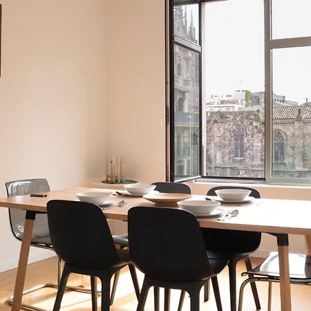 Cathedral Charm On Via Lantana Apartment Barcelona